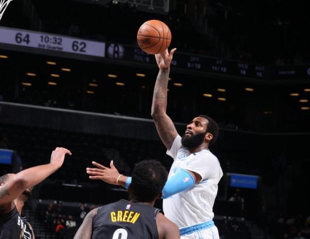 世界杯赛事直播平台入口-被轻视的篮板怪兽！庄神像霍华德一样在湖人救赎？